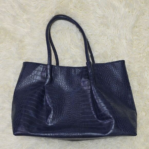 5 For $25 Lulu Dharma Sophisticated Navy Textured Tote Bag - Picture 1 of 7